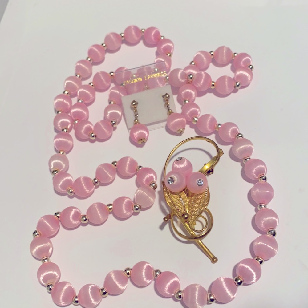 Wearable vintage pink silk  jewelry 3pc set